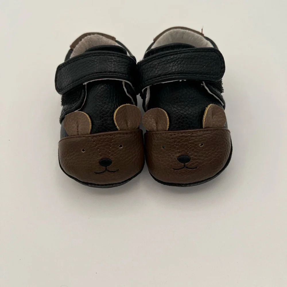 Jack & Lily “My Mocs” Leather Bear Shoes – Size 12–18 Months – With Box